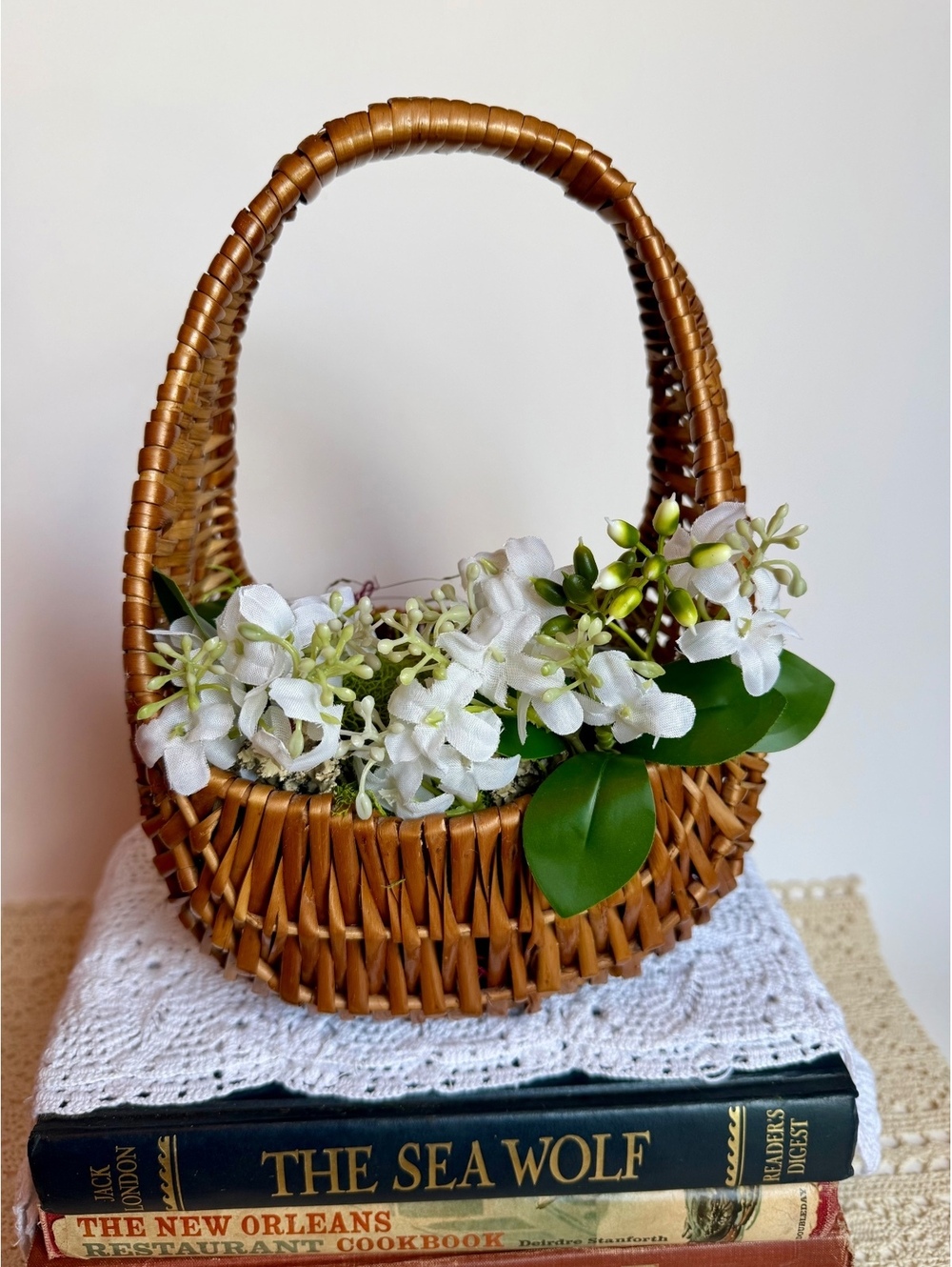 Vintage Wicker Wall Basket Hanging Flower Basket Cottage Farmhouse Decor